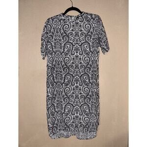 Soaked in Luxury  Old Money Gray White Paisley Short Sleeve  High Low  Dress